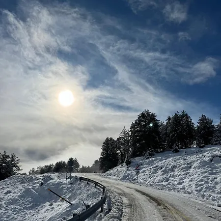 -tsiourgiaka Mpatsilas Group *