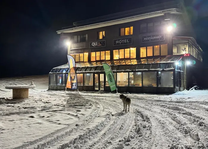 ホテル -tsiourgiaka Mpatsilas Group *