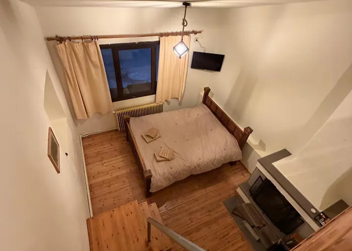 ホテル -tsiourgiaka Mpatsilas Group Aetia