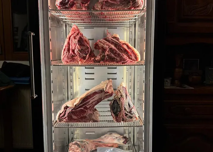 ホテル -tsiourgiaka Mpatsilas Group Aetia